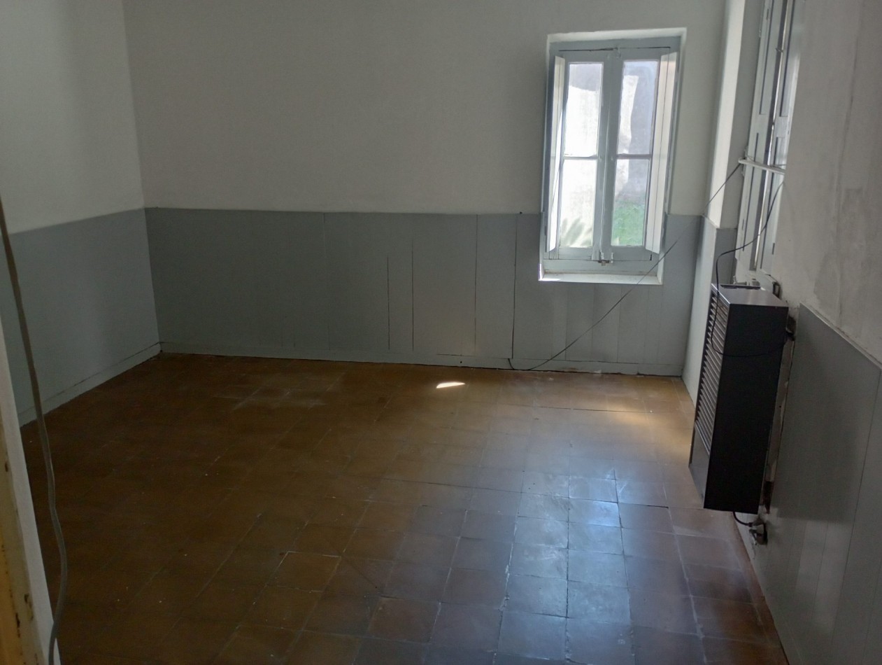 Se Venden 2 Locales comerciales mas vivienda en zona Centrica